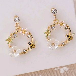New Flower and Bee Drop Earrings